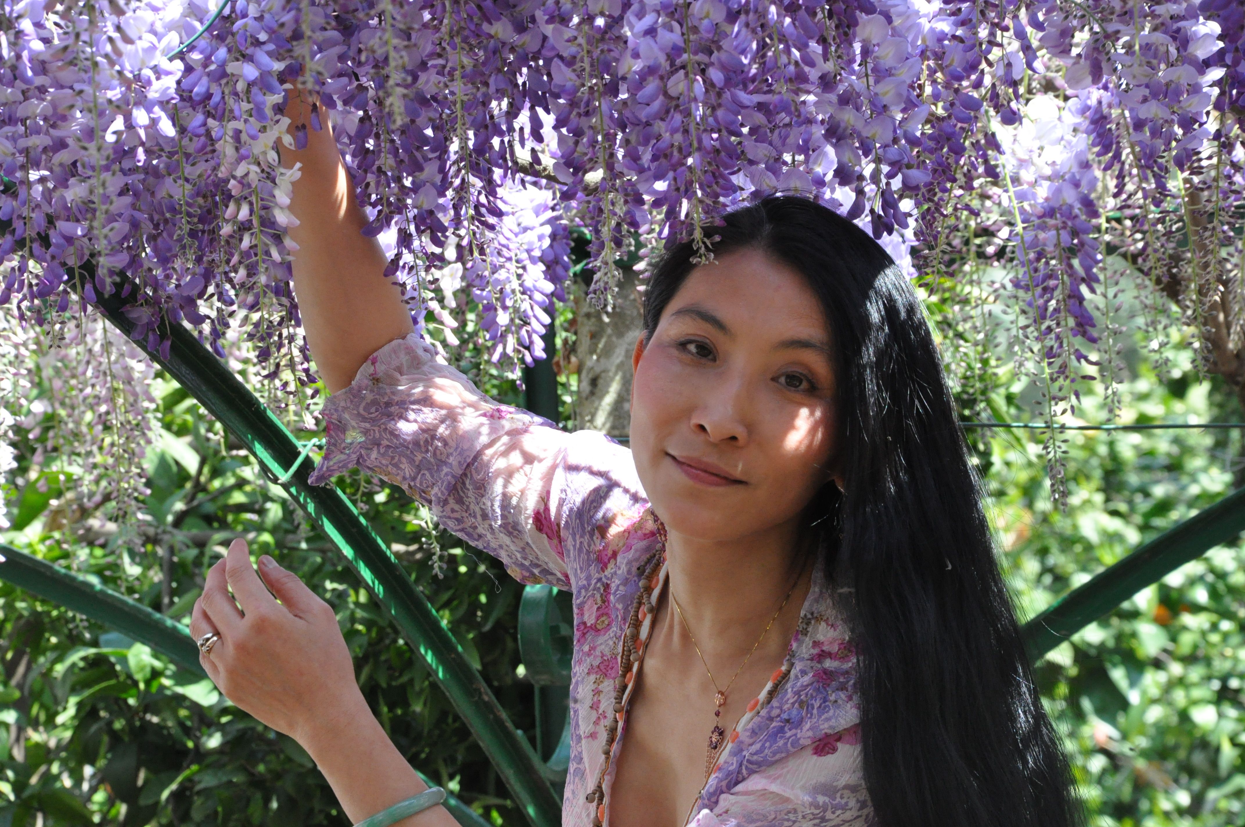 Chao Hsiu Chen and Wisteria in Appia Antica - Rome 2